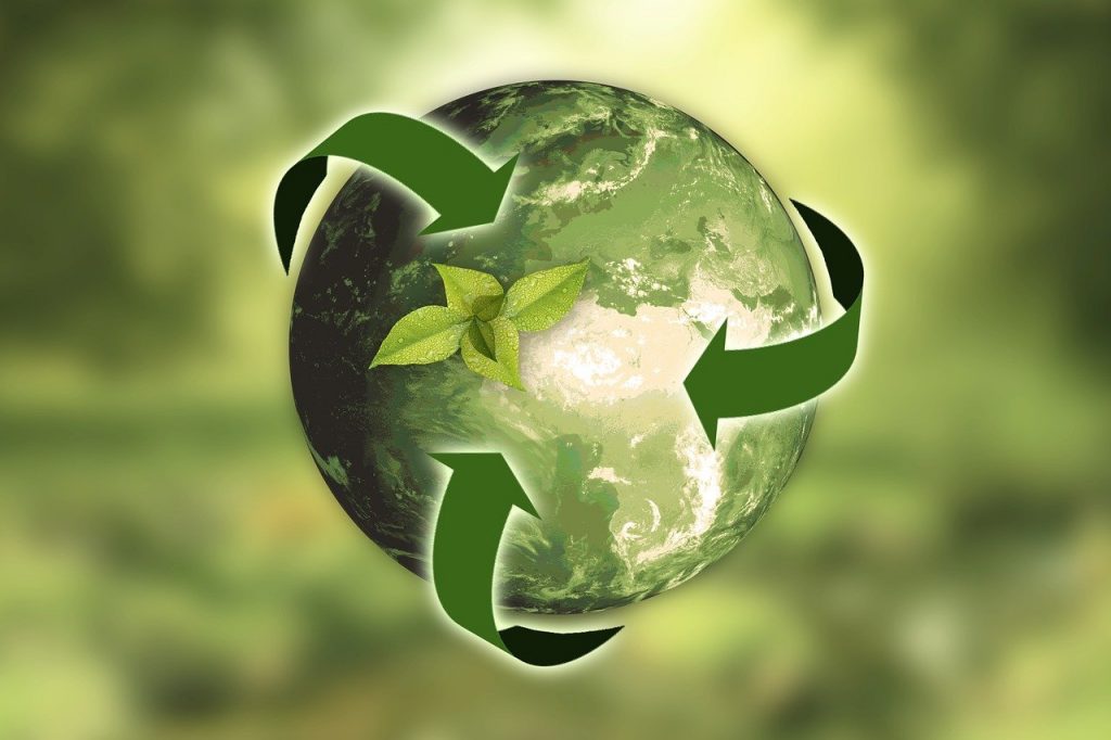 Die Erde mit recycle Logo