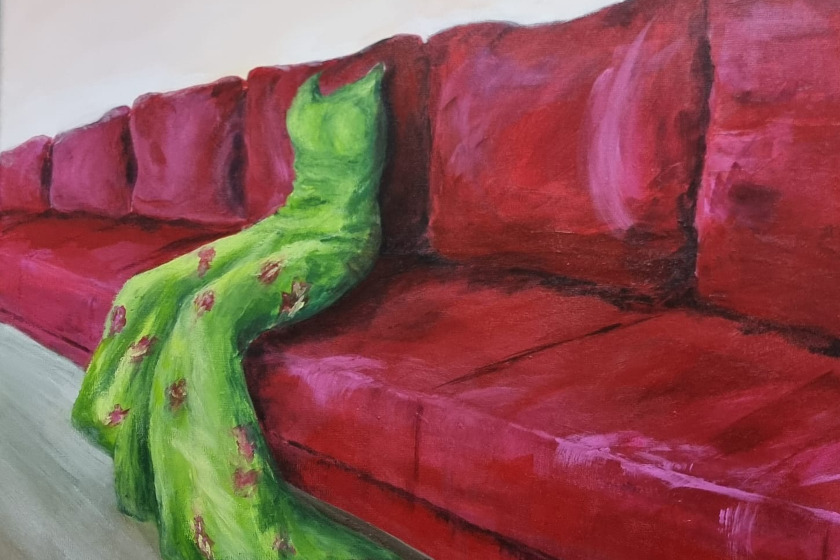 Gemälde : ein grünes Kleid sitzt auf einem roten Sofa